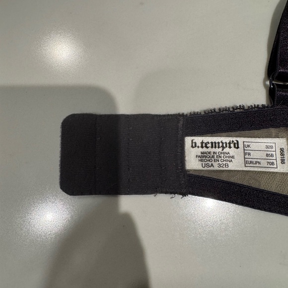 b.tempt'd By Wacoal Gray Lace Bra 32B - Picture 8 of 8